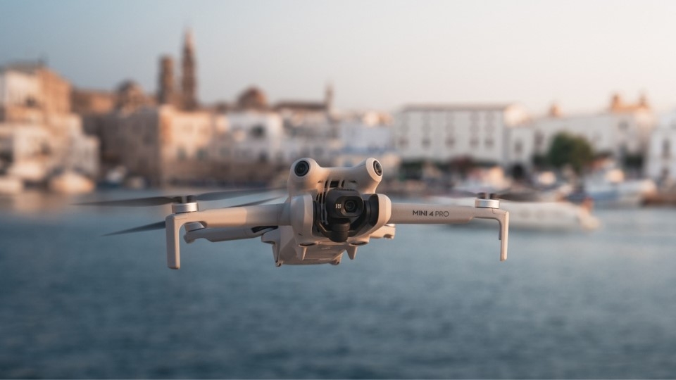 Flycam DJI Mini 4 Pro