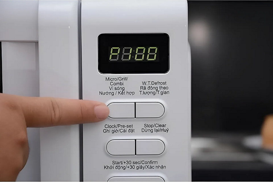 Cách sử dụng lò vi sóng Sanyo 2