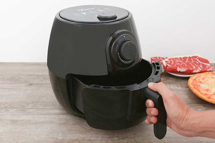 So sánh nồi chiên không dầu Mishio và Philips (hình 2)