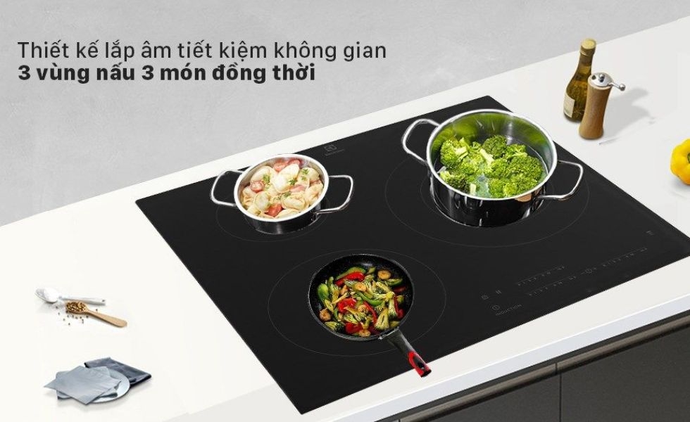 bếp từ Electrolux LIT60342