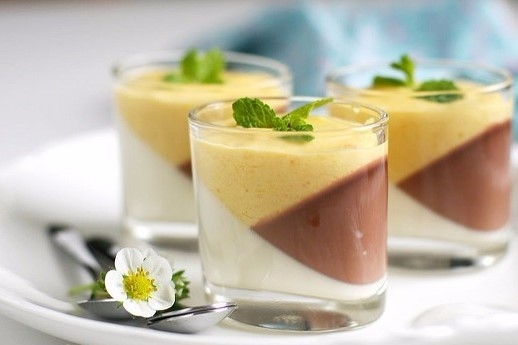 Panna cotta là món gì? Cách làm Panna Cotta thơm ngon, giải nhiệt mùa hè - hình 2
