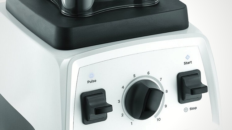 Chuẩn bị nguyên liệu để xay với chức năng Pulse
