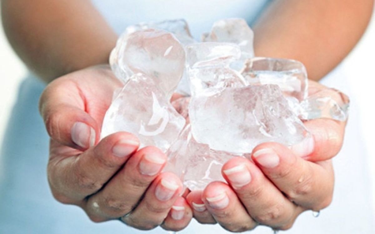 Cách làm phẳng áo bị nhăn (ảnh 8)