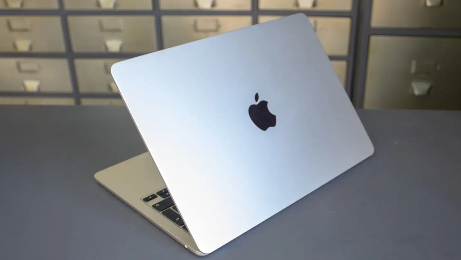 nên mua laptop hãng nào 4