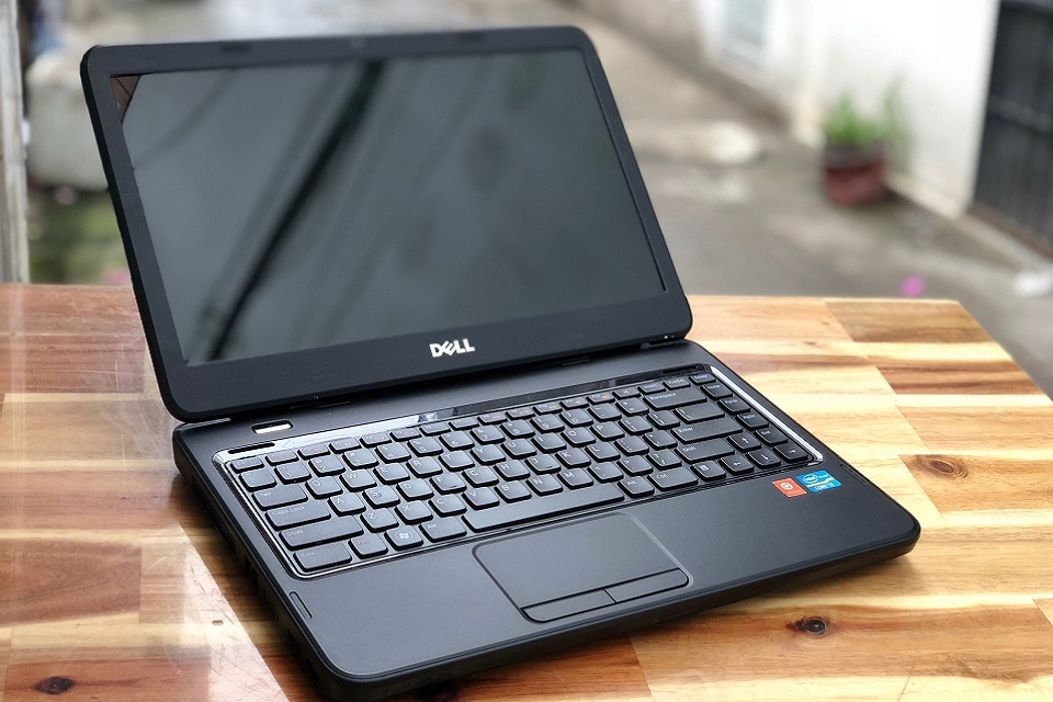 Laptop Dell mở không lên màn hình chính 3