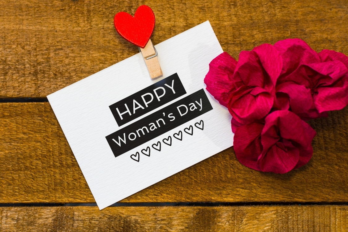 Vì sao cần gửi thiệp chúc mừng 20/10? 1