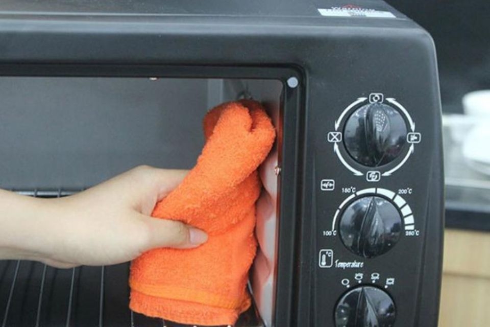 Cách sử dụng lò vi sóng Sanaky cơ bản