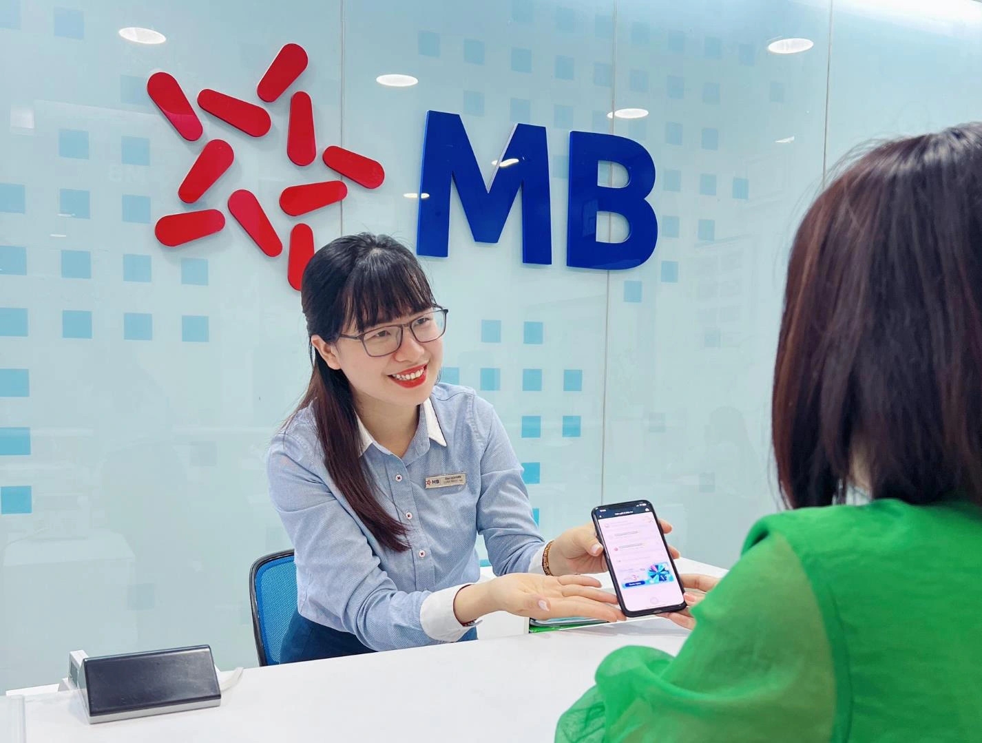 ngân hàng có lãi suất vay tín chấp tốt nhất 2025 7
