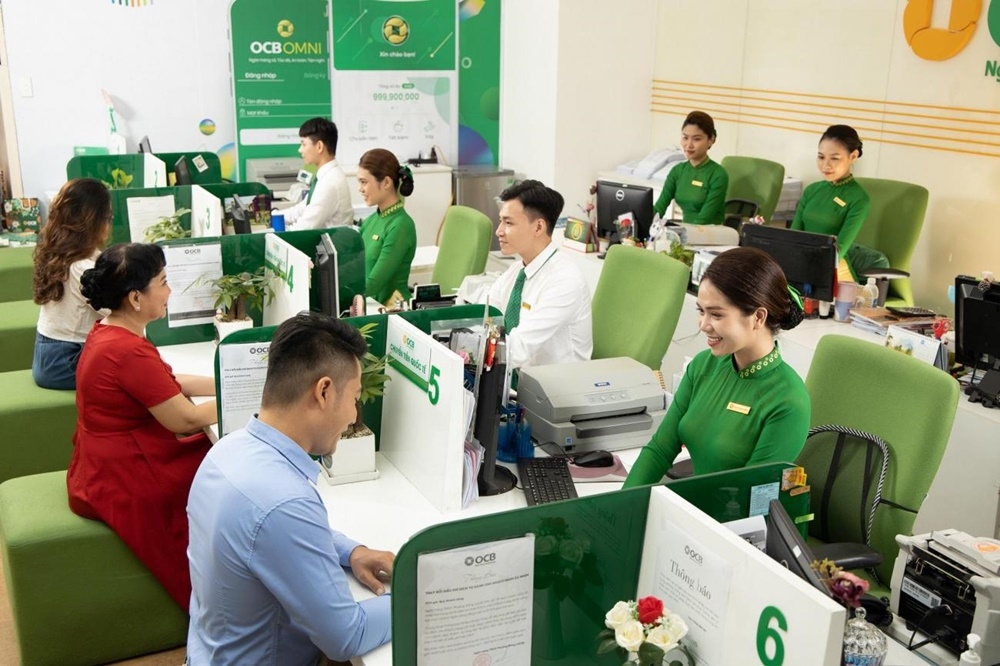 ngân hàng có lãi suất vay tín chấp tốt nhất 2025 11