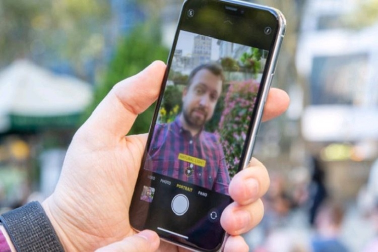 camera trước iPhone bị mờ 1