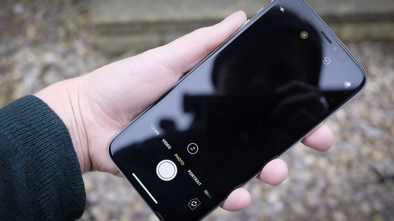 camera trước iPhone bị mờ 2