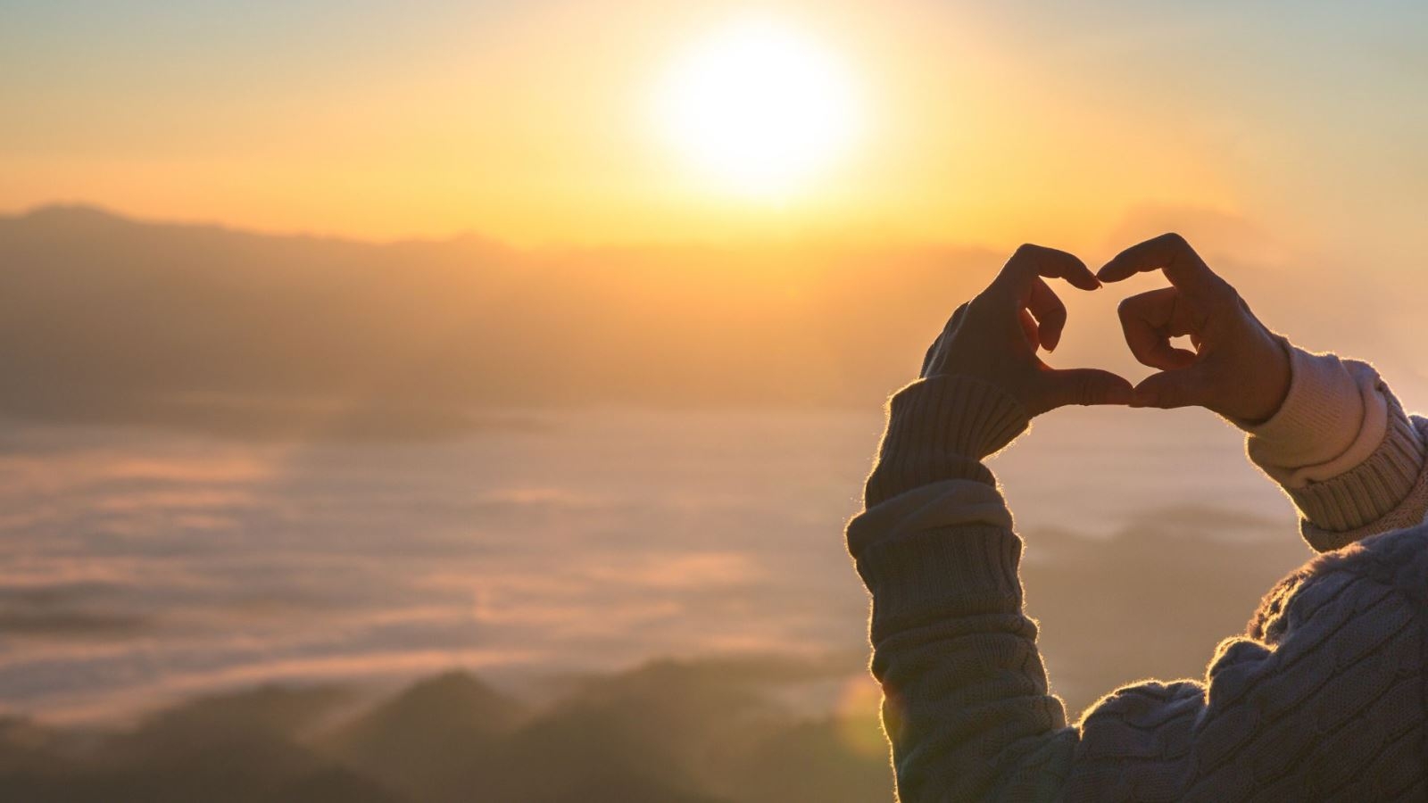 Trong tình yêu, ý nghĩa số 210 là gì?