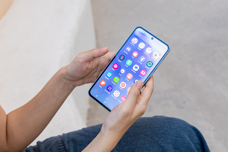 ​​Samsung Galaxy A55 5G khiến người dùng ngỡ như đang cầm flagship trên tay 30