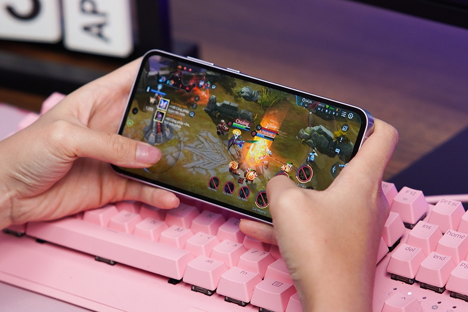 Samsung Galaxy A55 5G khiến người dùng ngỡ như đang cầm flagship trên tay 39