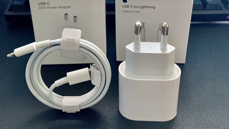 Cách kiểm tra củ sạc iPhone 20W chính hãng (ảnh 3)