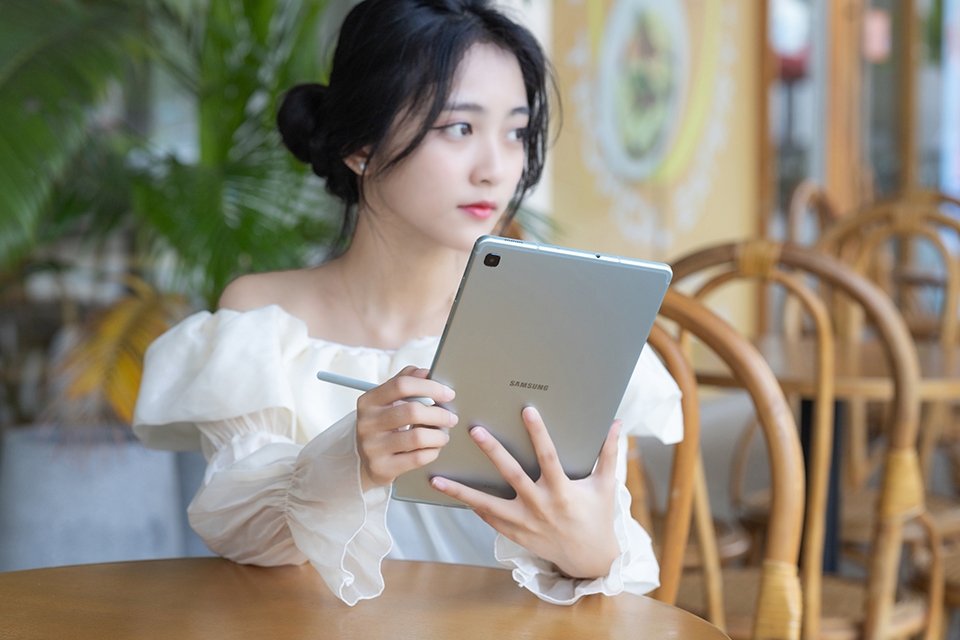 Samsung Galaxy Tab S6 Lite giúp gia đình trẻ gắn kết yêu thương 1