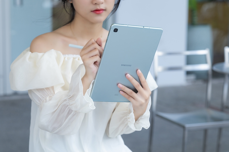 Samsung Galaxy Tab S6 Lite giúp gia đình trẻ gắn kết yêu thương 12