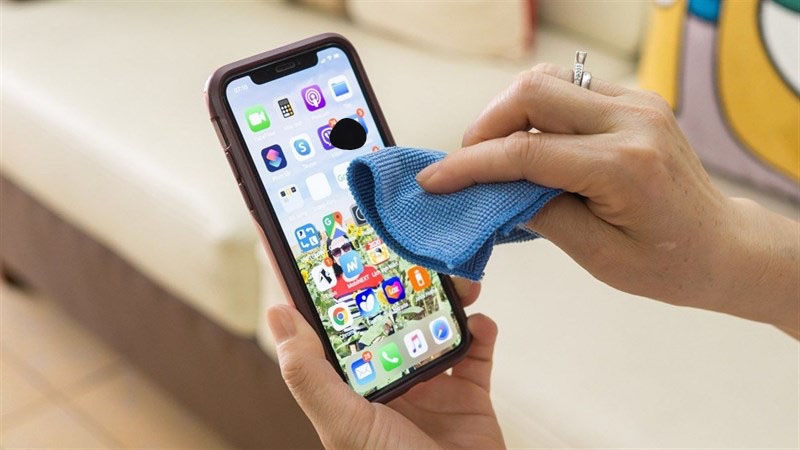 thay màn hình bị chảy mực bao nhiêu tiền - hình 3