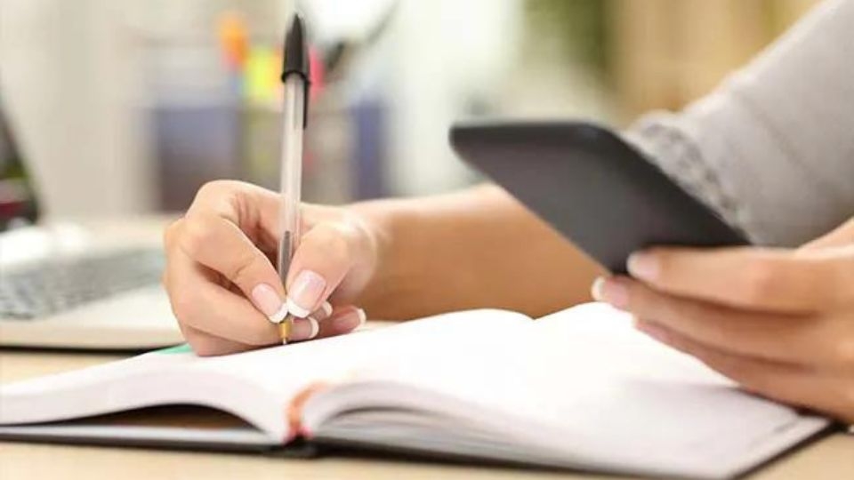 Lợi ích của điện thoại trong công việc và học tập