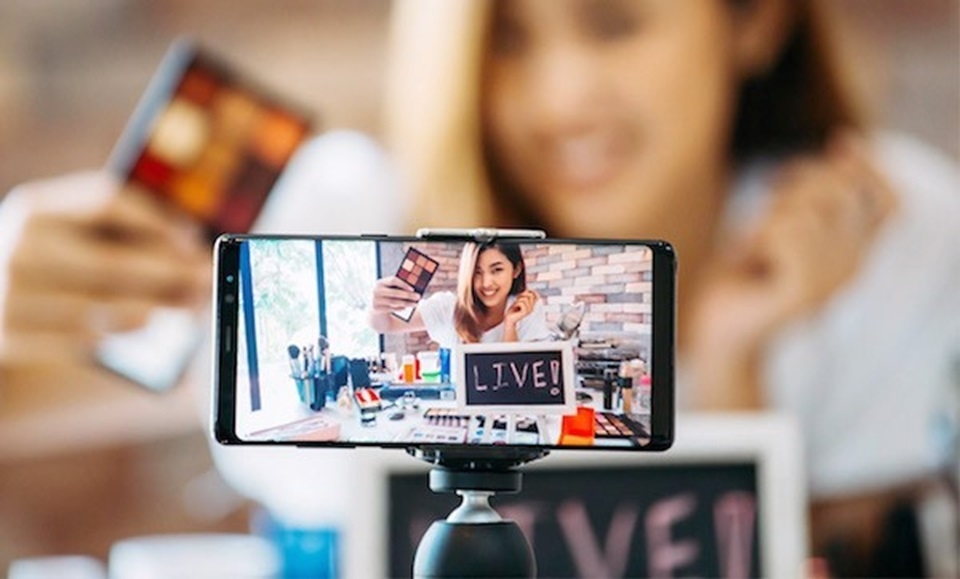 Livestream là hình thức phát sóng trực tiếp đang thịnh hành