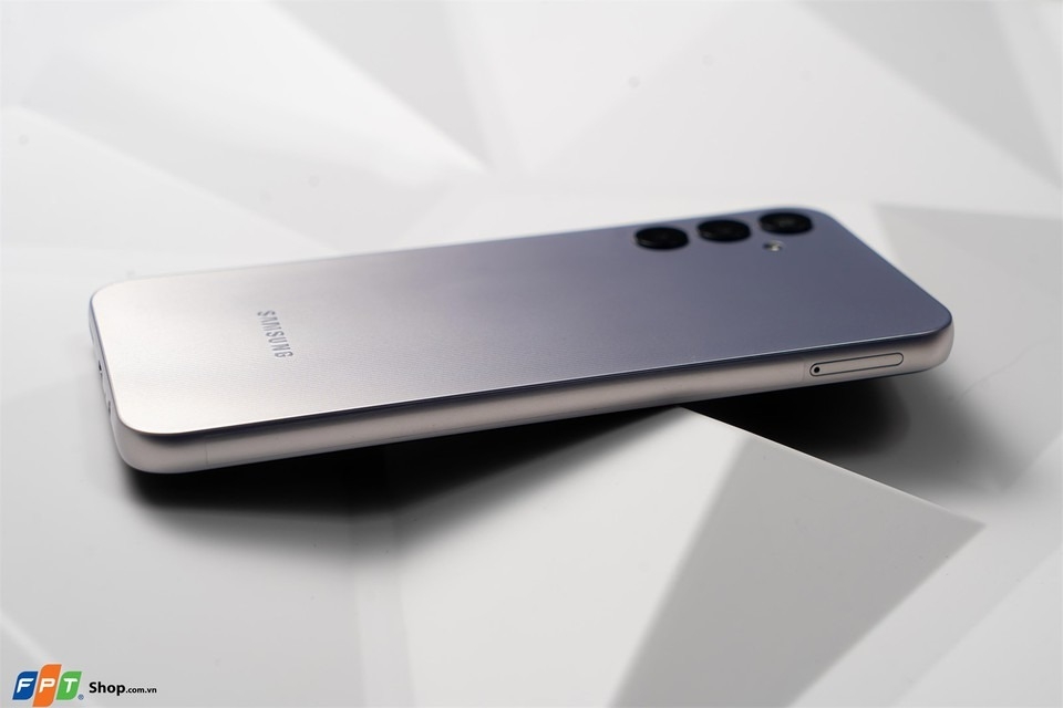Samsung A14 giá bao nhiêu (hình 11)