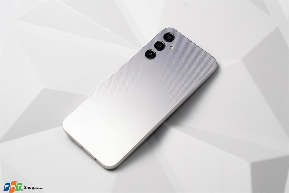 Samsung A14 giá bao nhiêu (hình 2)