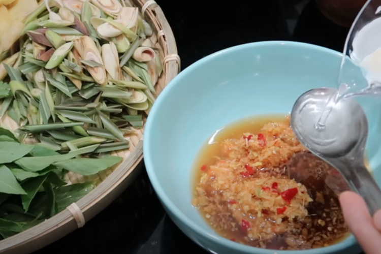 2 cách làm ốc bưu hấp xả thơm ngon, hấp dẫn, phù hợp với khẩu vị của mọi thành viên trong gia đình hình 7