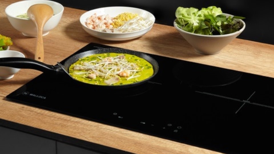 Bếp hồng ngoại đôi âm Malloca MR 732