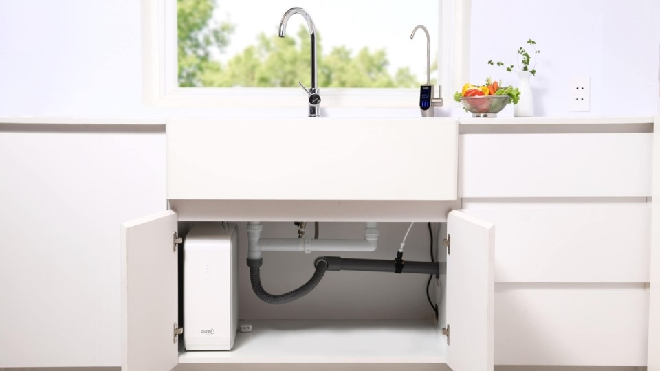 Vòi điện tử UV diệt khuẩn thông minh