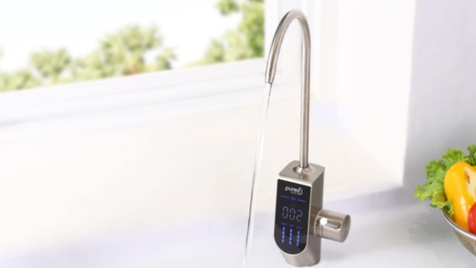 Vòi điện tử UV 1