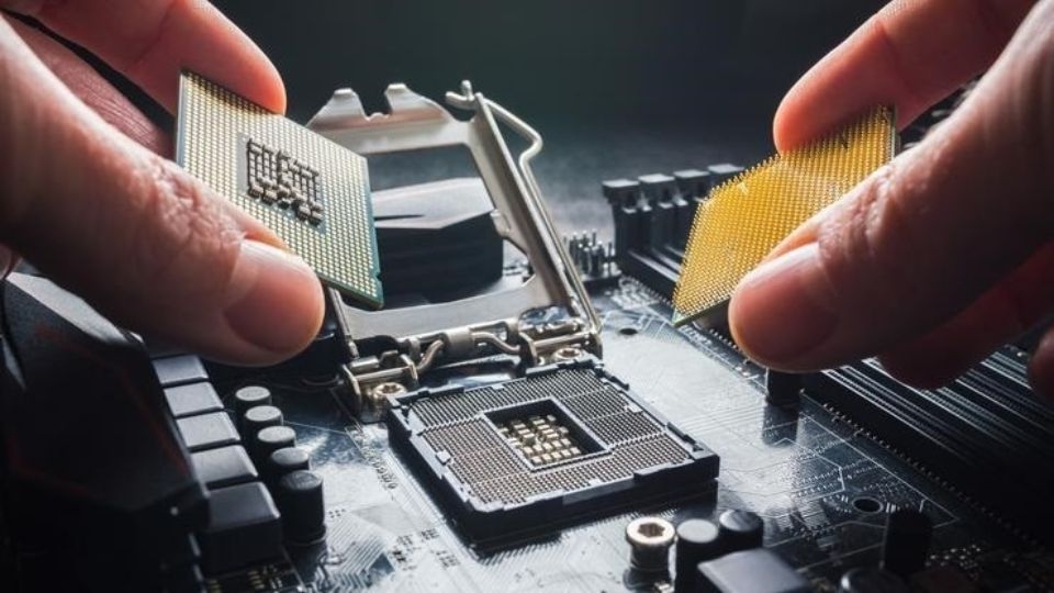Socket CPU là gì?