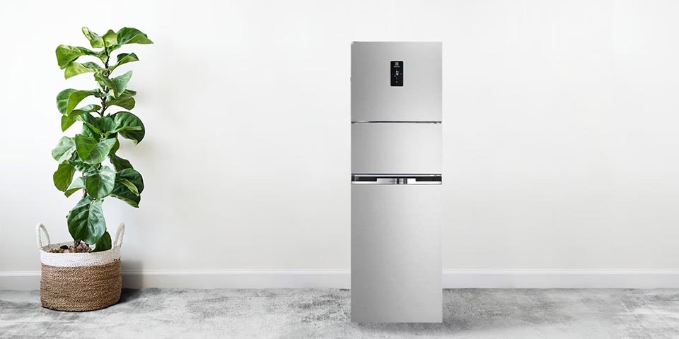 Tủ lạnh Electrolux Inverter 337 lít ENB3853H