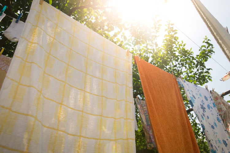 Hướng dẫn chi tiết cách giặt chăn bằng máy giặt LG mới nhất có thể bạn chưa biết - hình 5