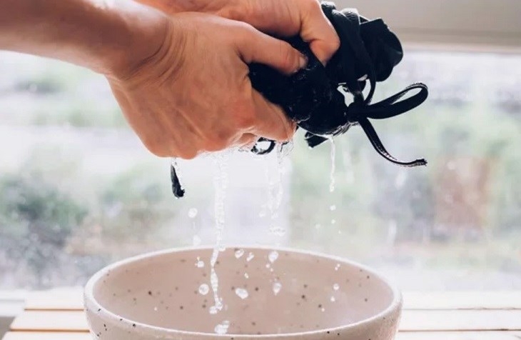 Cách giặt đồ bơi đúng cách, không lo mất form áo quần cho những ai chưa biết 1