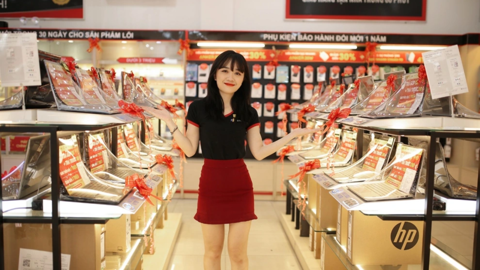 Sản phẩm hàng trưng bày là gì?