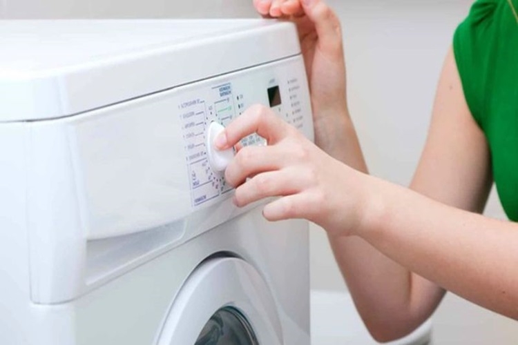 Hướng dẫn cách sử dụng máy giặt mới mua đúng cách giúp tăng độ bền của thiết bị - Hình 1