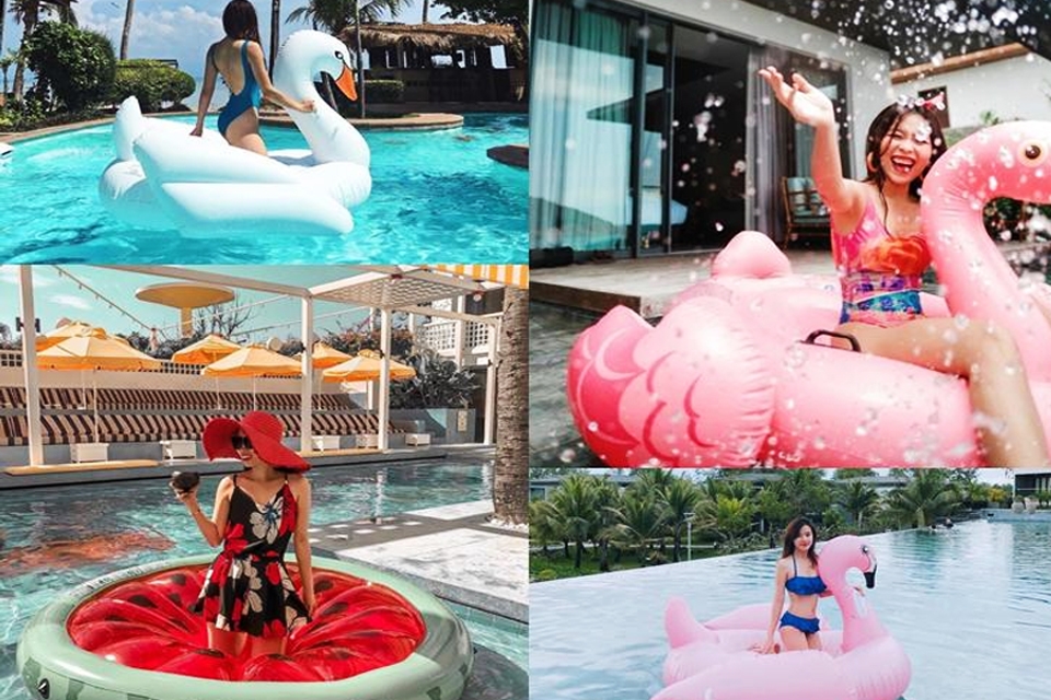 Kết hợp tạo dáng với những chiếc phao ở bể bơi chuyên nghiệp.