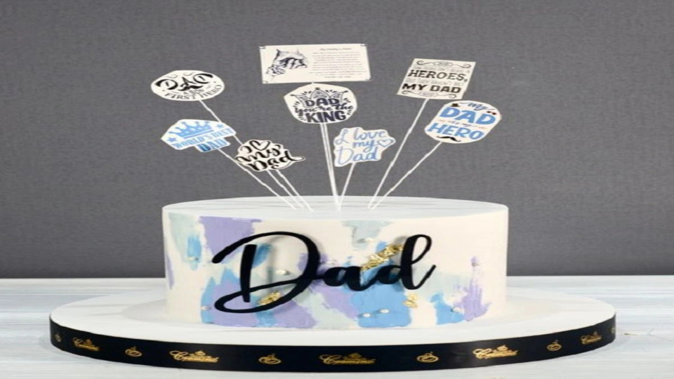 Những chiếc bánh kem tự làm tặng sinh nhật bố sẽ là món quà vô cùng ý nghĩa.