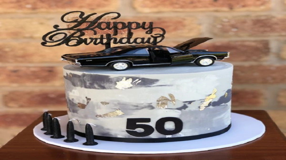 Tặng sinh nhật bố với mẫu bánh kem đẹp độc đáo, ấn tượng.