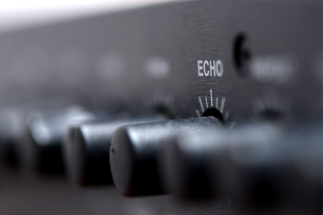 Sự khác nhau giữa Echo và Reverb trong âm thanh