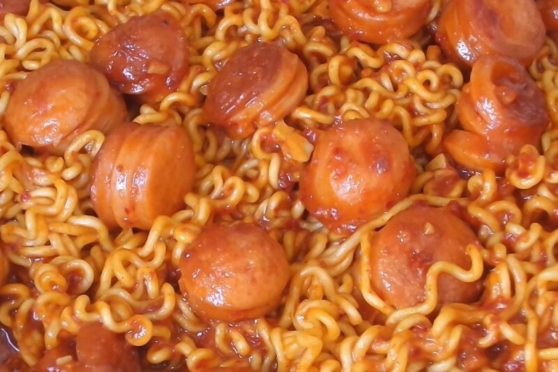 xúc xích phô mai (ảnh 12)