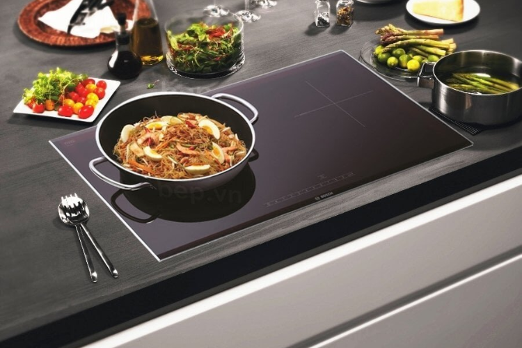 Sử dụng bếp từ Bosch có tốn điện không, những lưu ý dùng bếp từ để tiết kiệm điện - hình 2