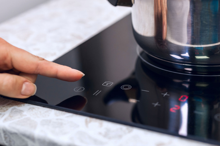 Sử dụng bếp từ Bosch có tốn điện không, những lưu ý dùng bếp từ để tiết kiệm điện - hình 5