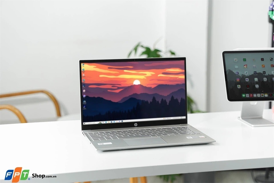 laptop HP Core i5 (hình 1)