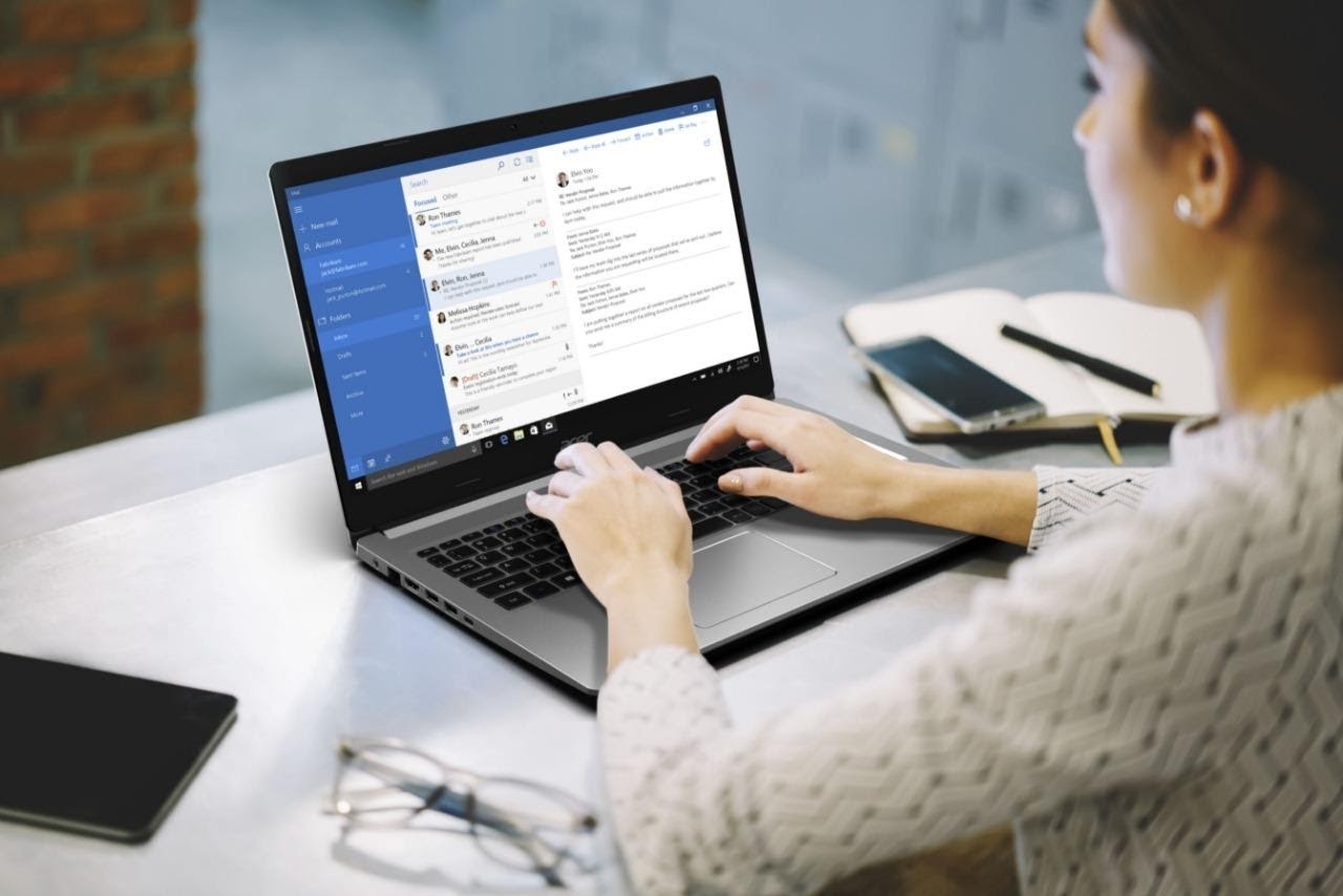 laptop văn phòng tốt nhất 2024 1