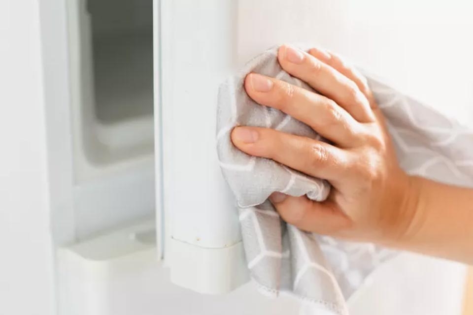 Vệ sinh tủ lạnh - Ảnh 05