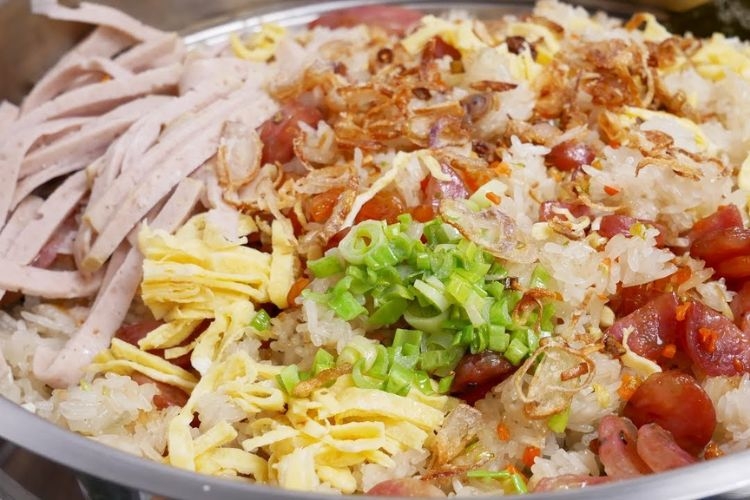 Xôi chả lụa