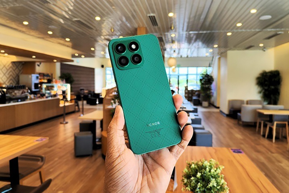 So sánh Poco M6 Pro và Honor X8b (hình 2)