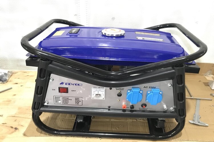 Máy phát điện xoay chiều 1 pha - hình 1