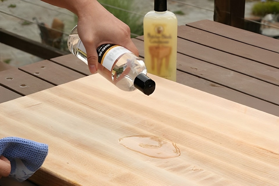 Cách làm sạch thớt gỗ 4